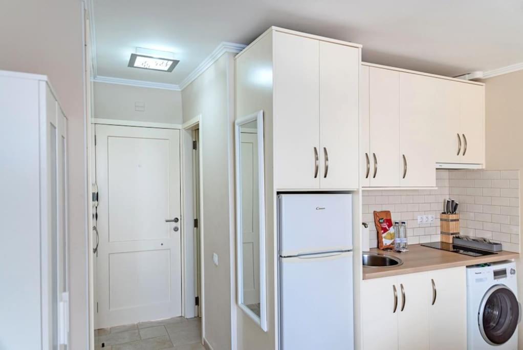 פוארטו דה סנטיאגו First Line Ocean View Studio מראה חיצוני תמונה