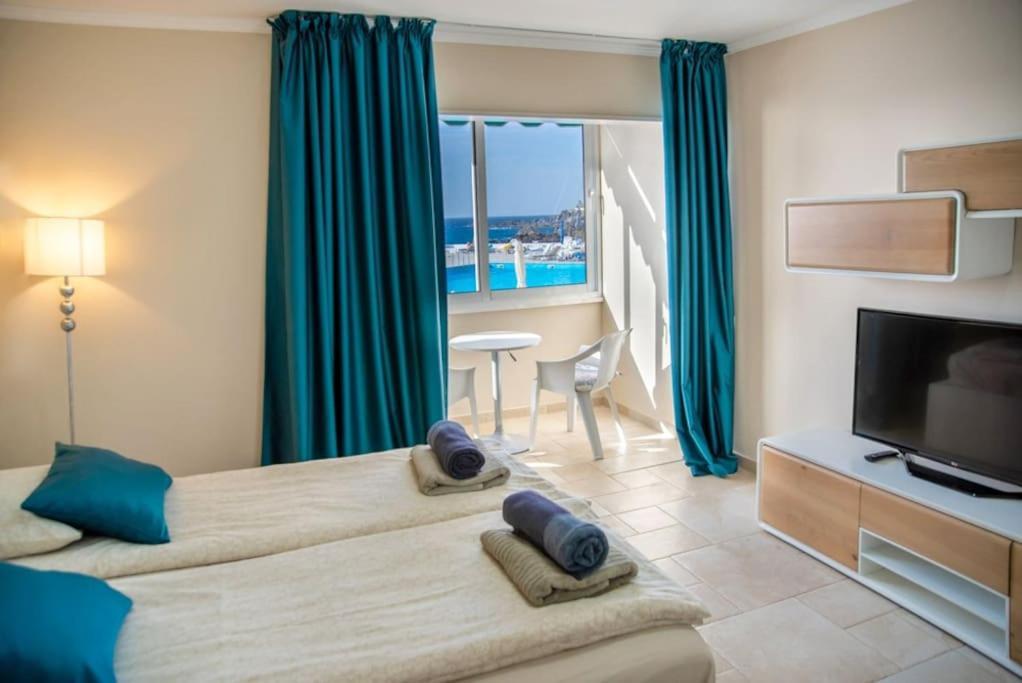 פוארטו דה סנטיאגו First Line Ocean View Studio מראה חיצוני תמונה