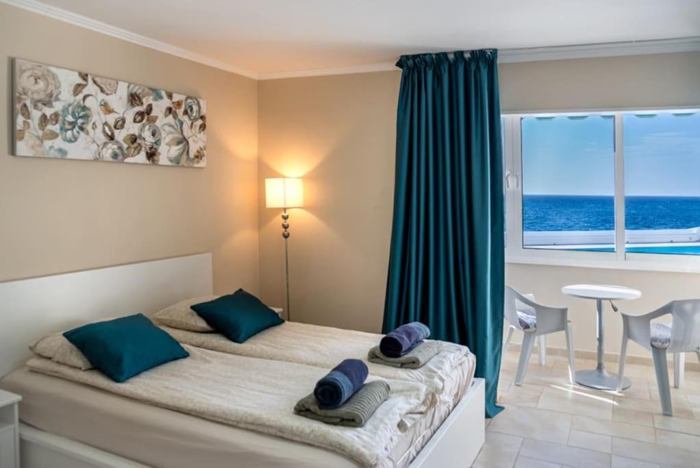 פוארטו דה סנטיאגו First Line Ocean View Studio מראה חיצוני תמונה