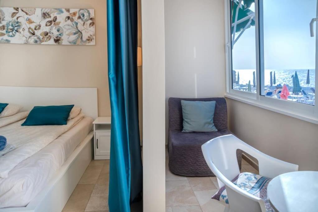 פוארטו דה סנטיאגו First Line Ocean View Studio מראה חיצוני תמונה