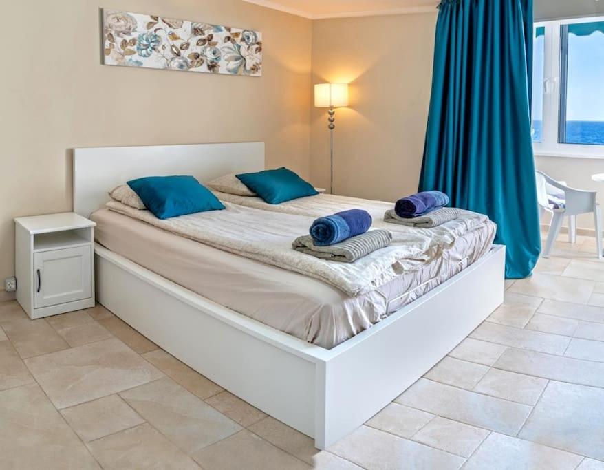 פוארטו דה סנטיאגו First Line Ocean View Studio מראה חיצוני תמונה